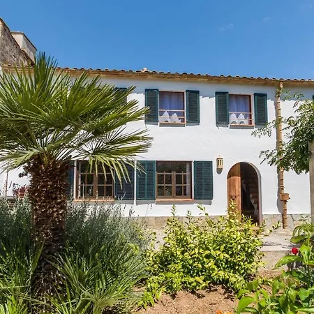 Villa Garrovar Beautiful House For 6 People Located In Heart Of Old Town